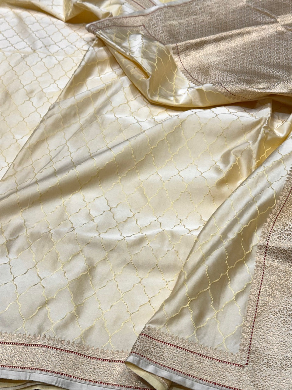 Handwoven Pure Banarasi Satin Tanchoi Silk Saree