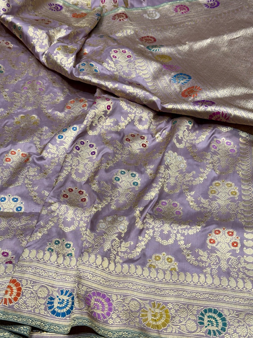 Lilac Handwoven Banarasi Pure Silk Saree
