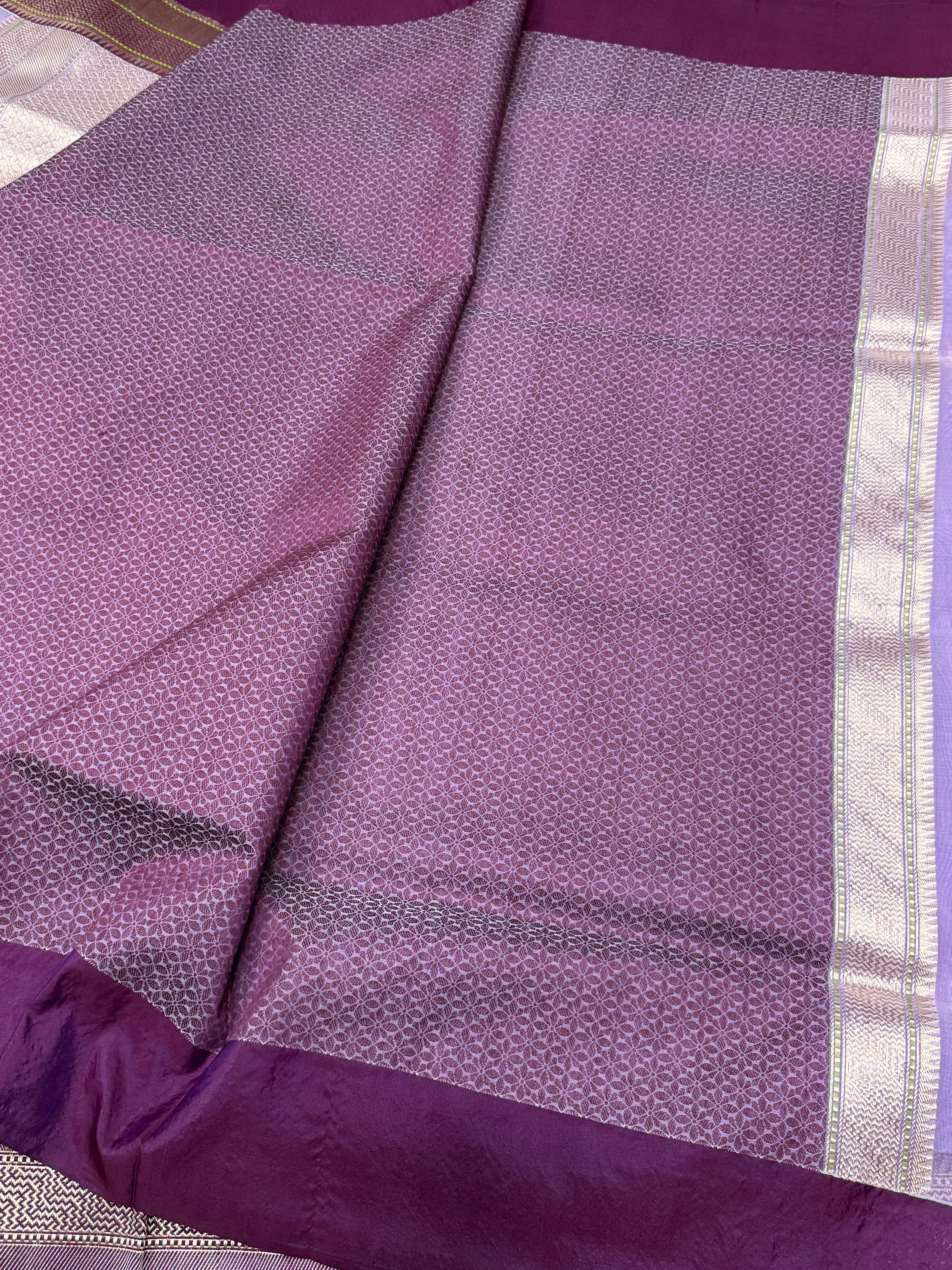 Lavender Handwoven Pure Banarasi Organza Saree
