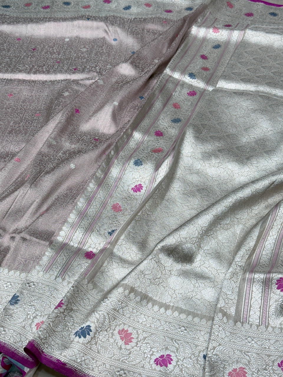 Mauve Handwoven Banarasi Pure Silk Tissue Saree