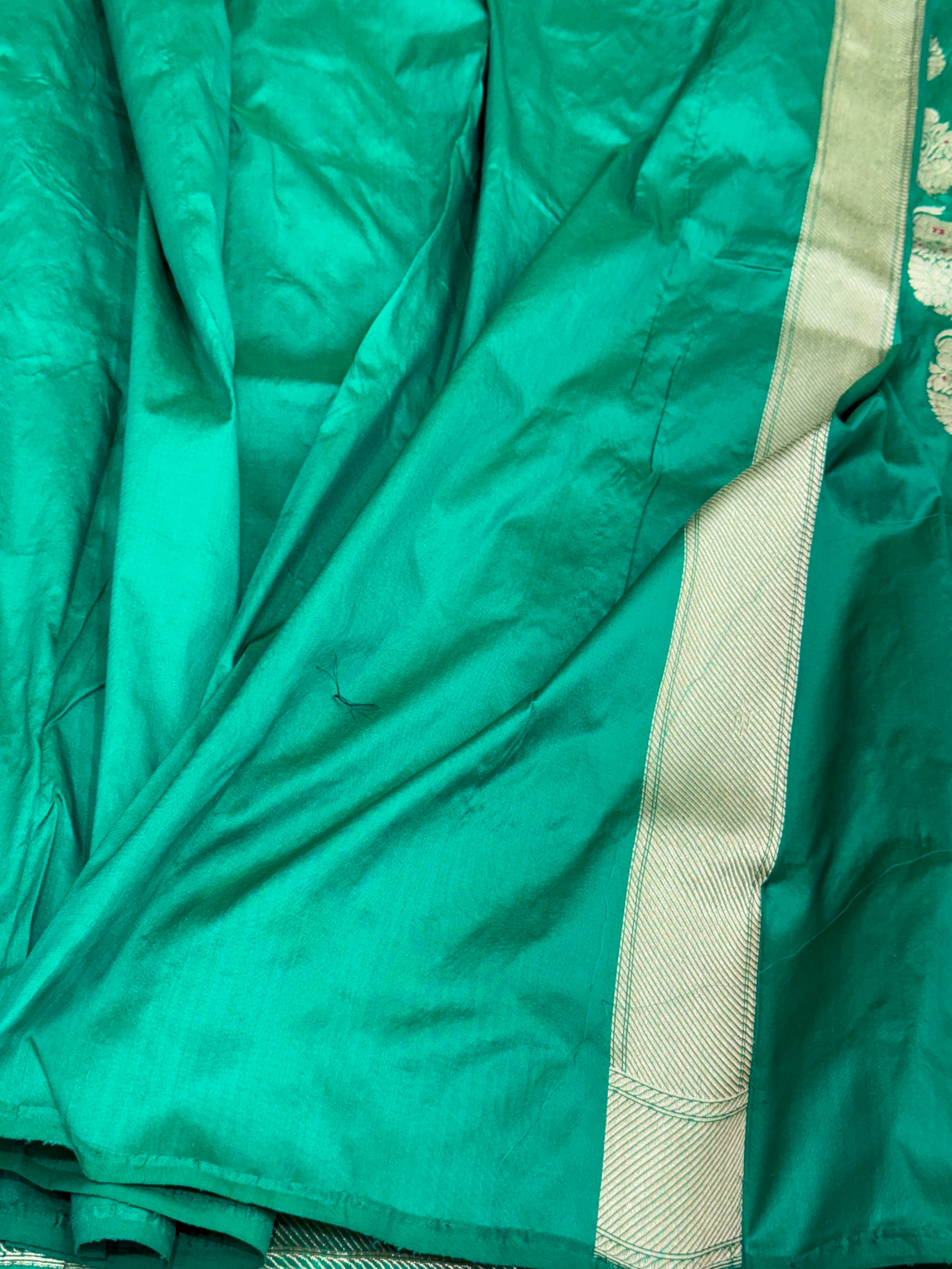 Green Handwoven Pure Banarasi Silk Saree