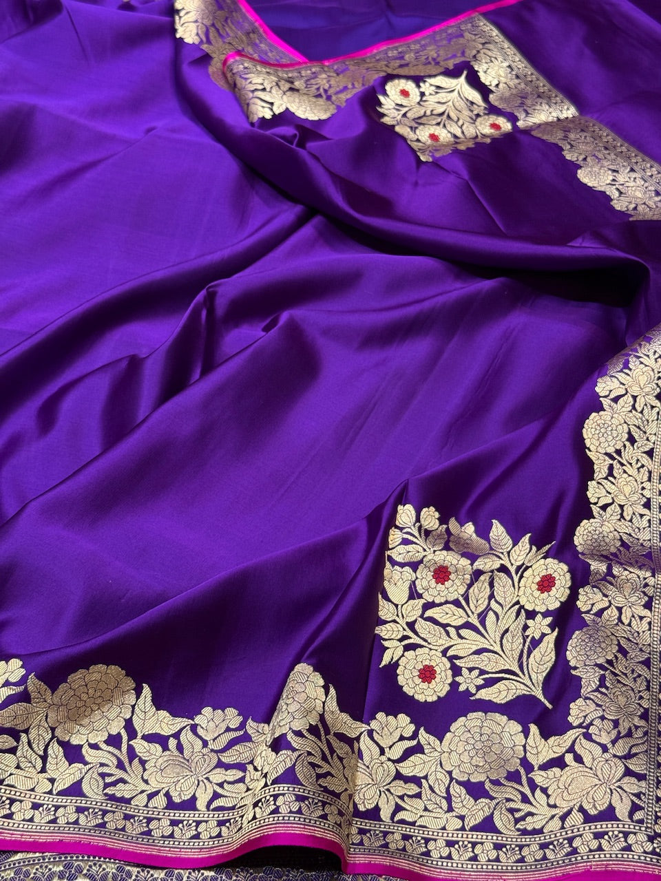 Purple Handwoven Pure Banarasi Mashru Silk Saree