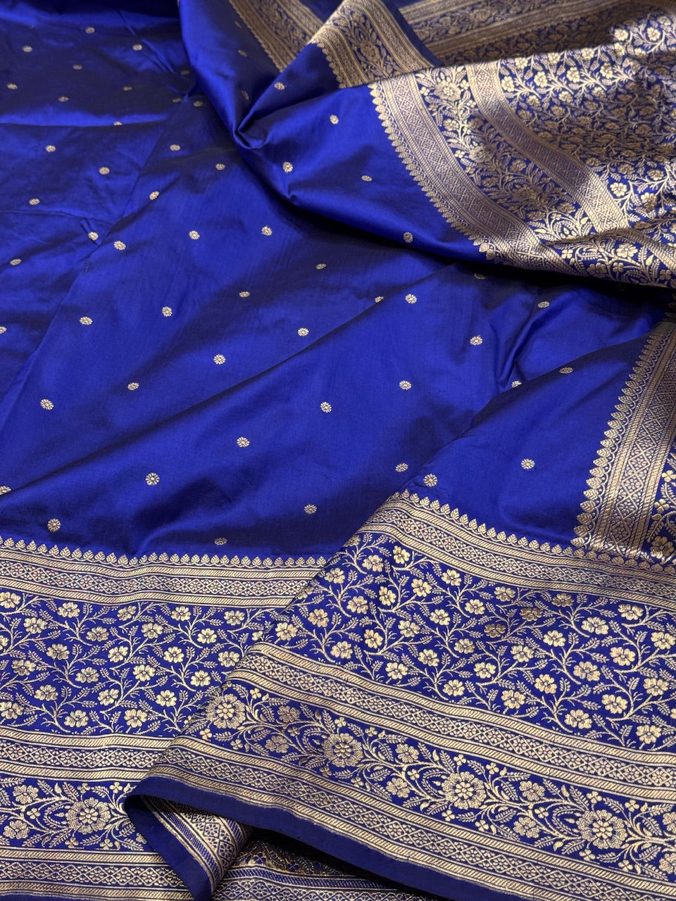 Royal Blue Handwoven Vintage Banarasi Silk Saree