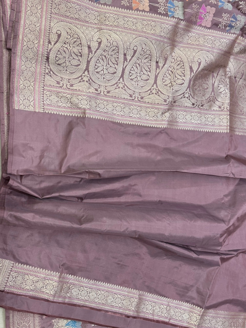 Lilac Handwoven Banarasi Silk Saree