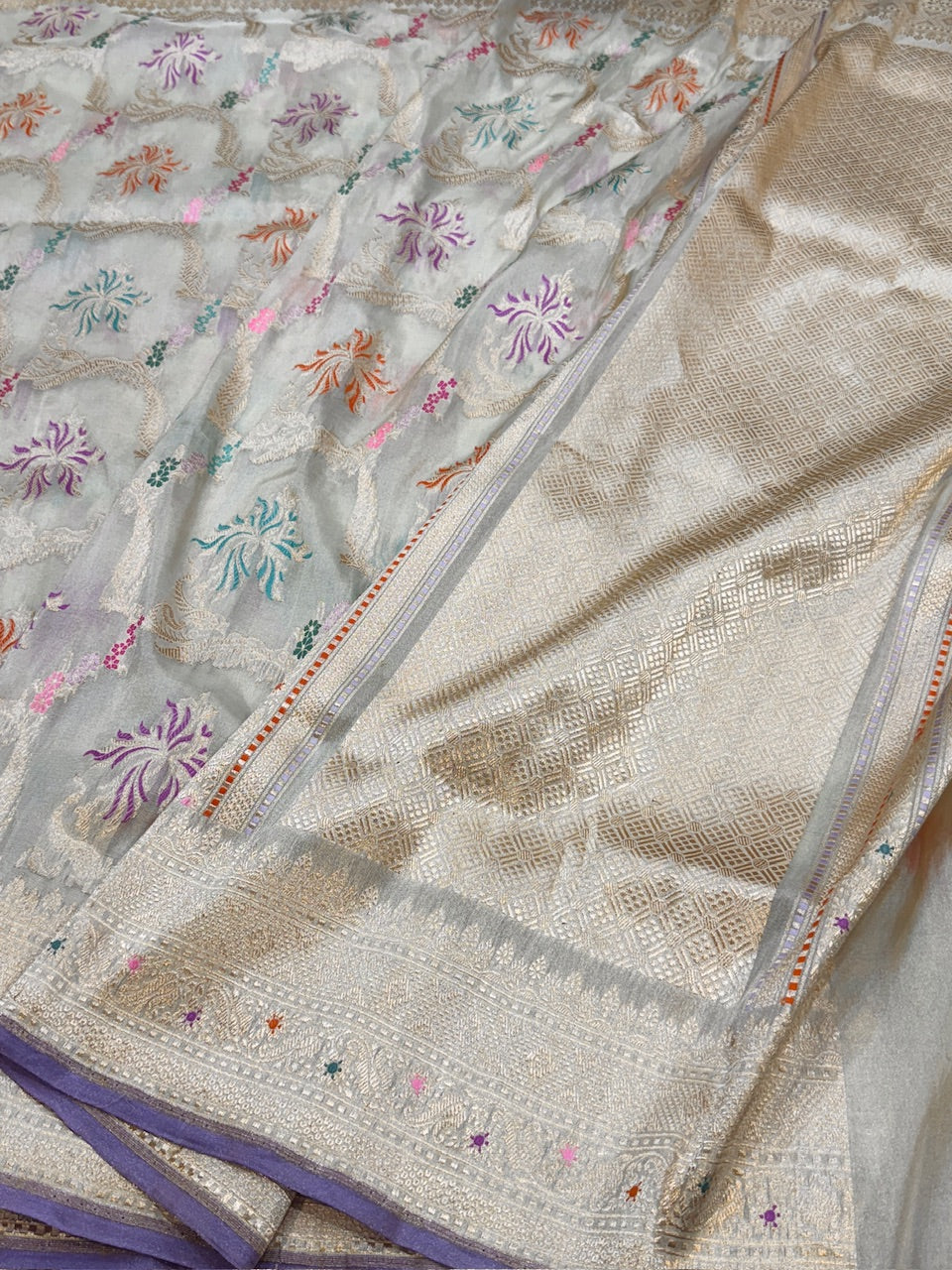 Ivory Handwoven Pure Banarasi Tissue Saree