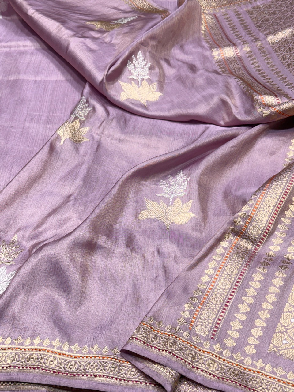 Handwoven Pure Banarasi Ektara Tissue Saree