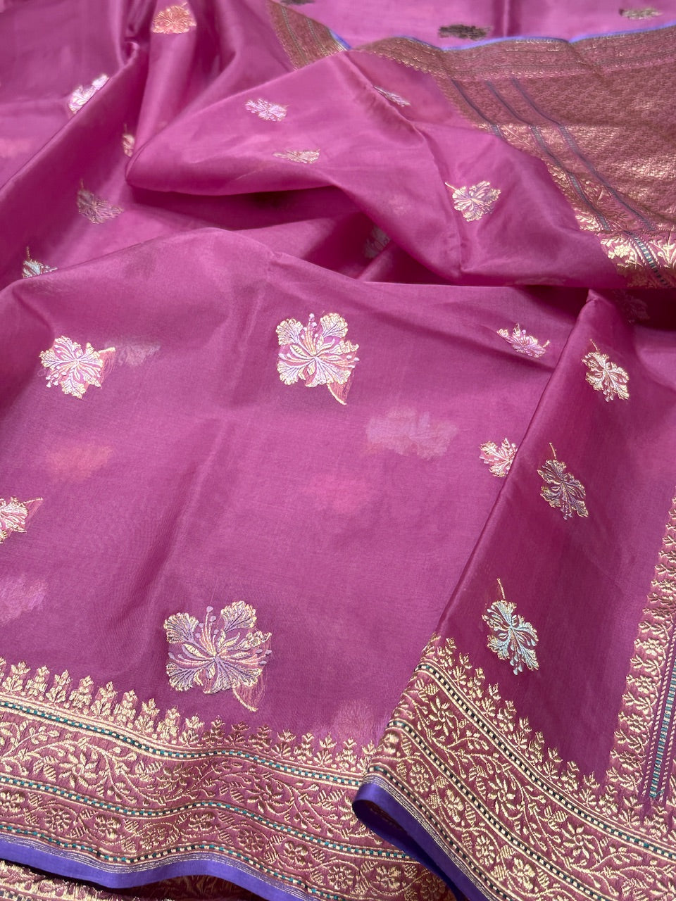Handwoven Pure Banarasi Organza Saree