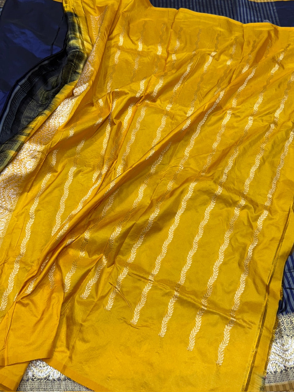 Navy Blue Handwoven Banarasi Pure Silk Saree