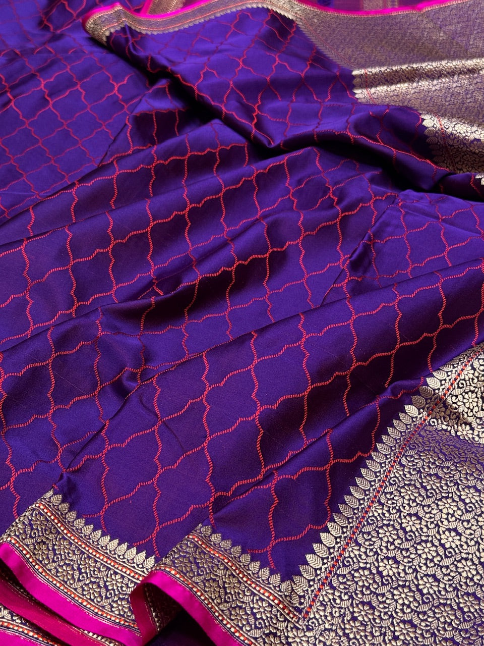Handwoven Pure Banarasi Satin Tanchoi Silk Saree