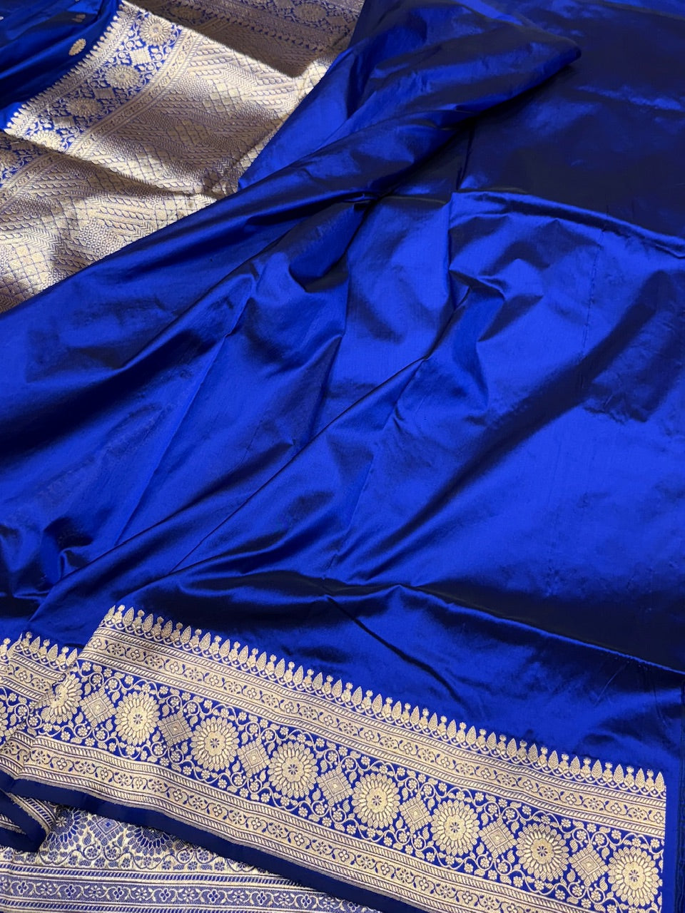 Handwoven Vintage Banarasi Pure Silk Saree