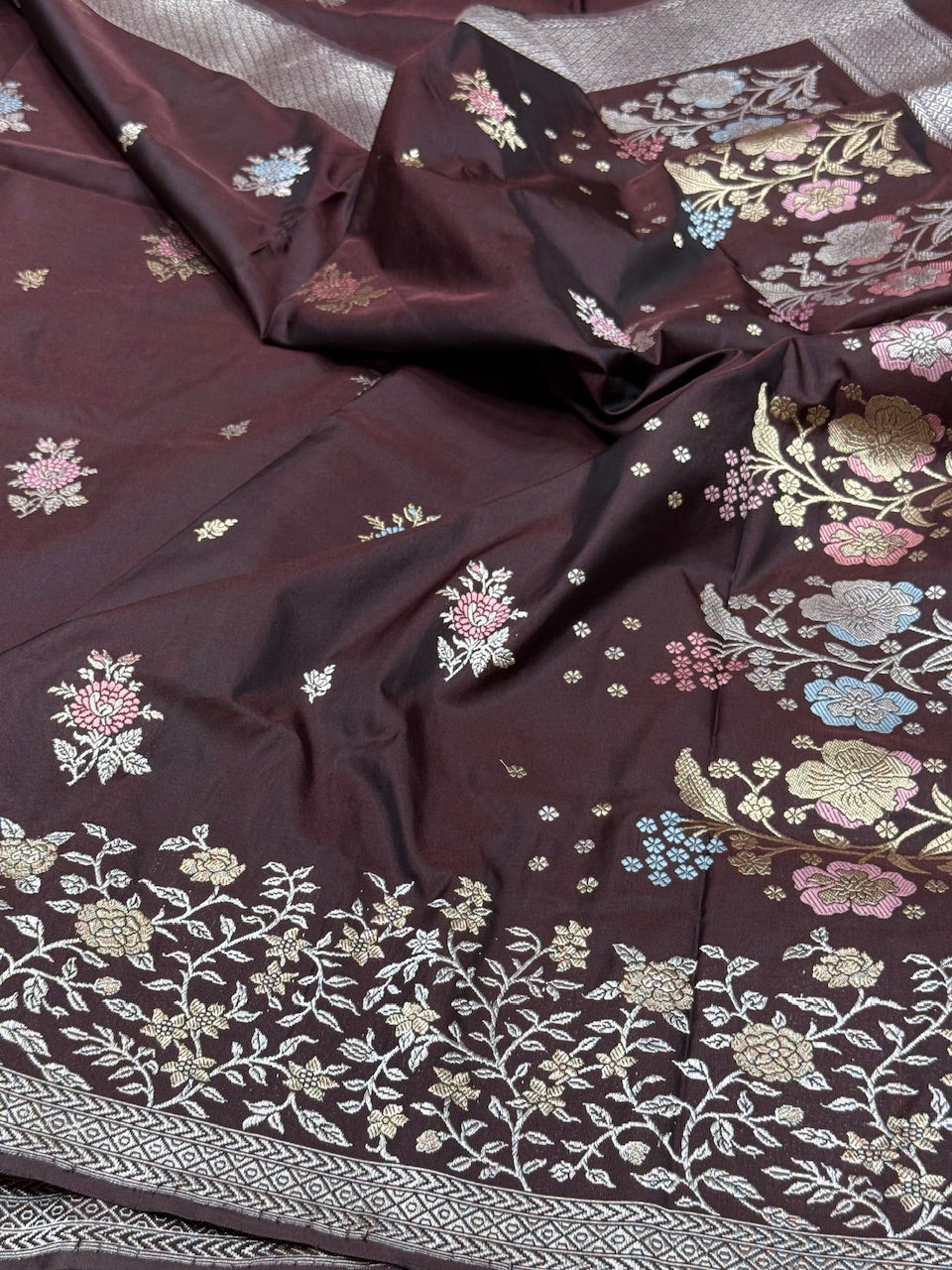 Handwoven Pure Banarasi Silk Saree