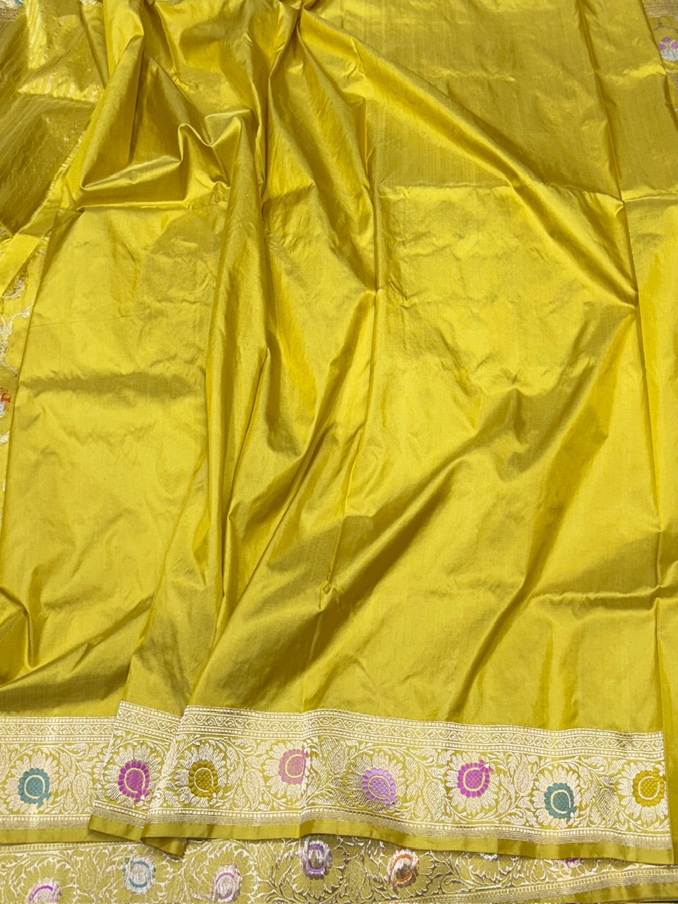 Handwoven Pure Banarasi Silk Saree