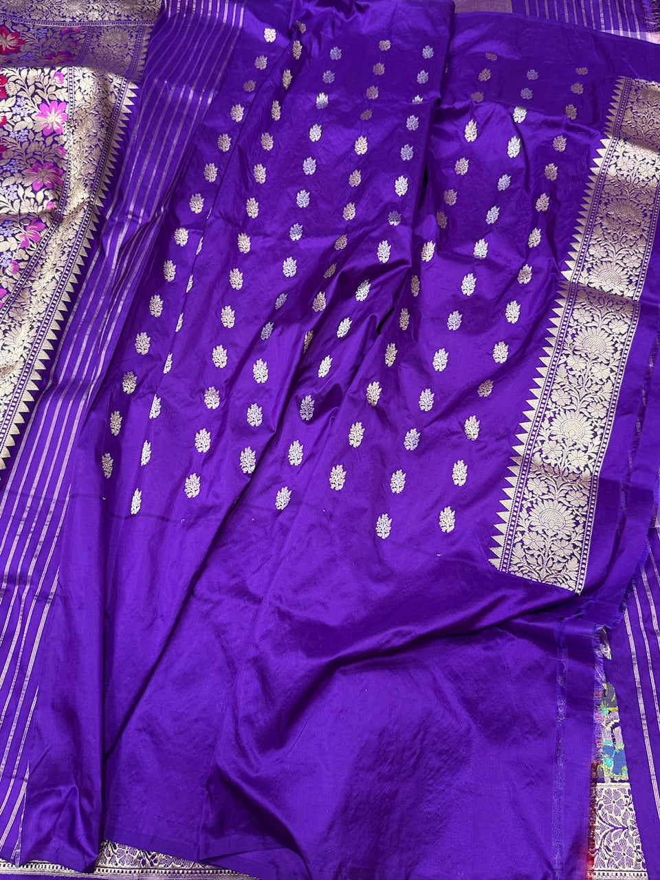 Rose Gold Handwoven Pure Banarasi Tissue Saree
