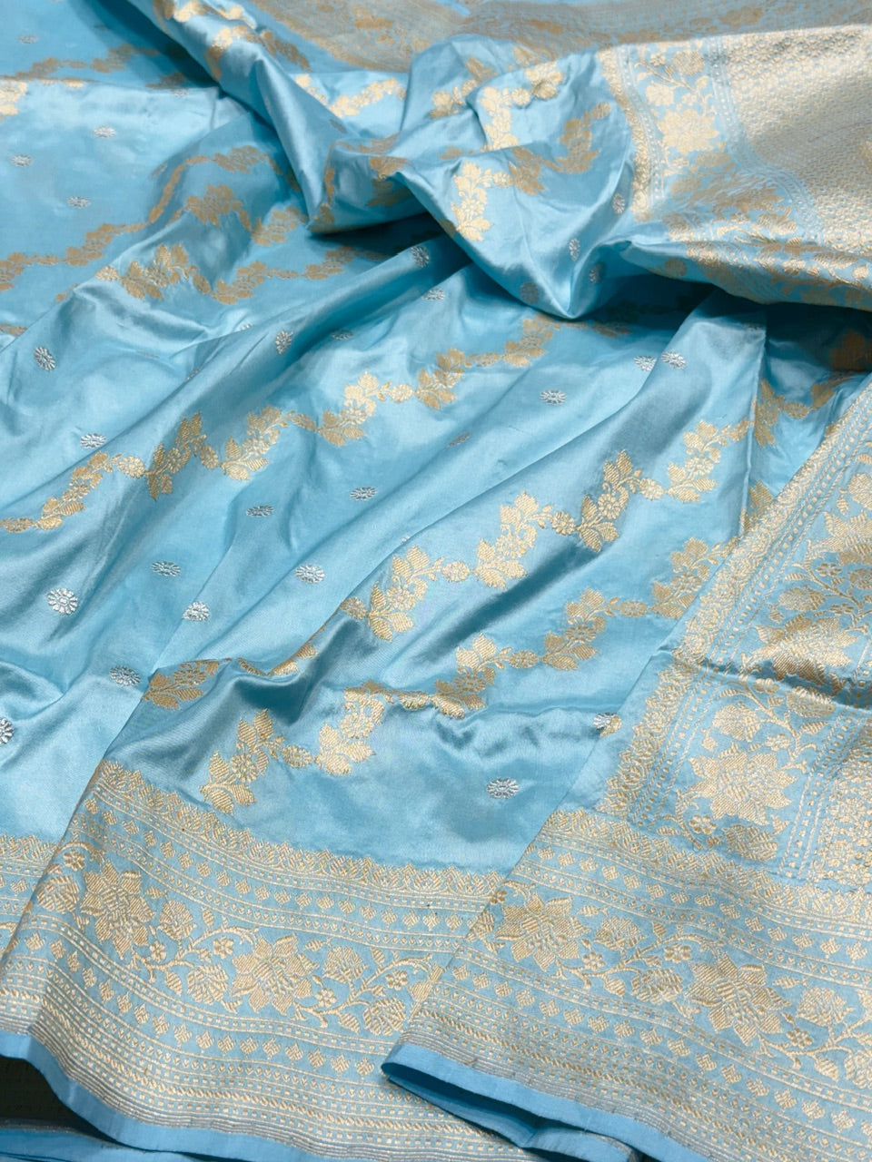 Handwoven Pure Banarasi Silk Saree