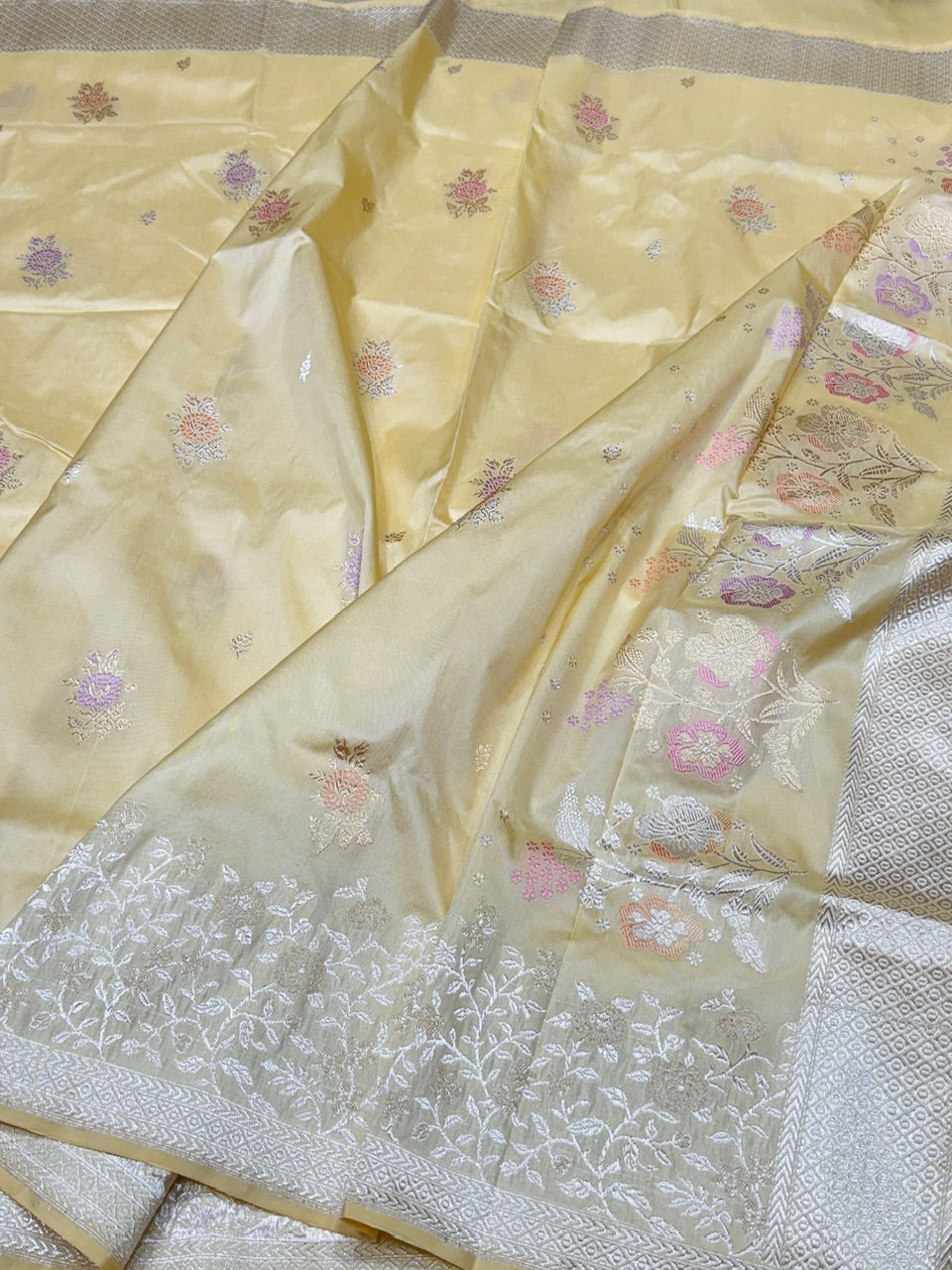 Handwoven Pure Banarasi Silk Saree