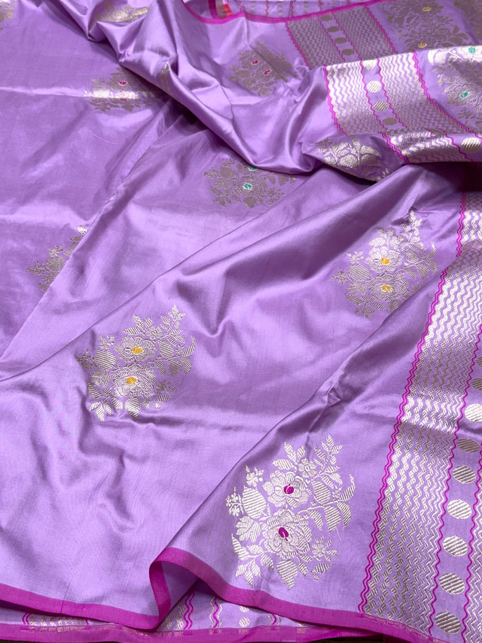 Lavender Handwoven Banarasi Pure Silk Saree