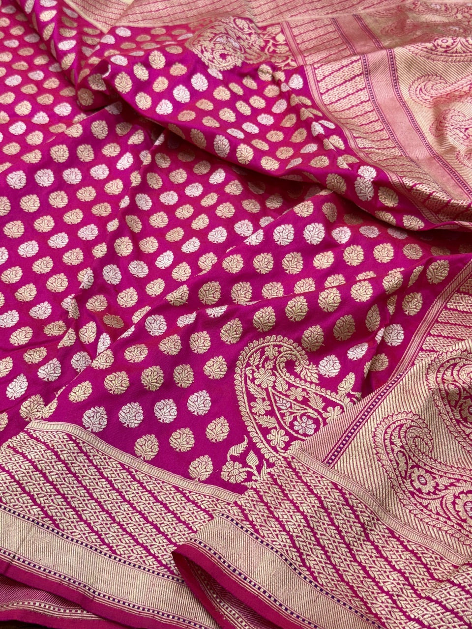 Rani Pink Handwoven Pure Banarasi Silk Saree
