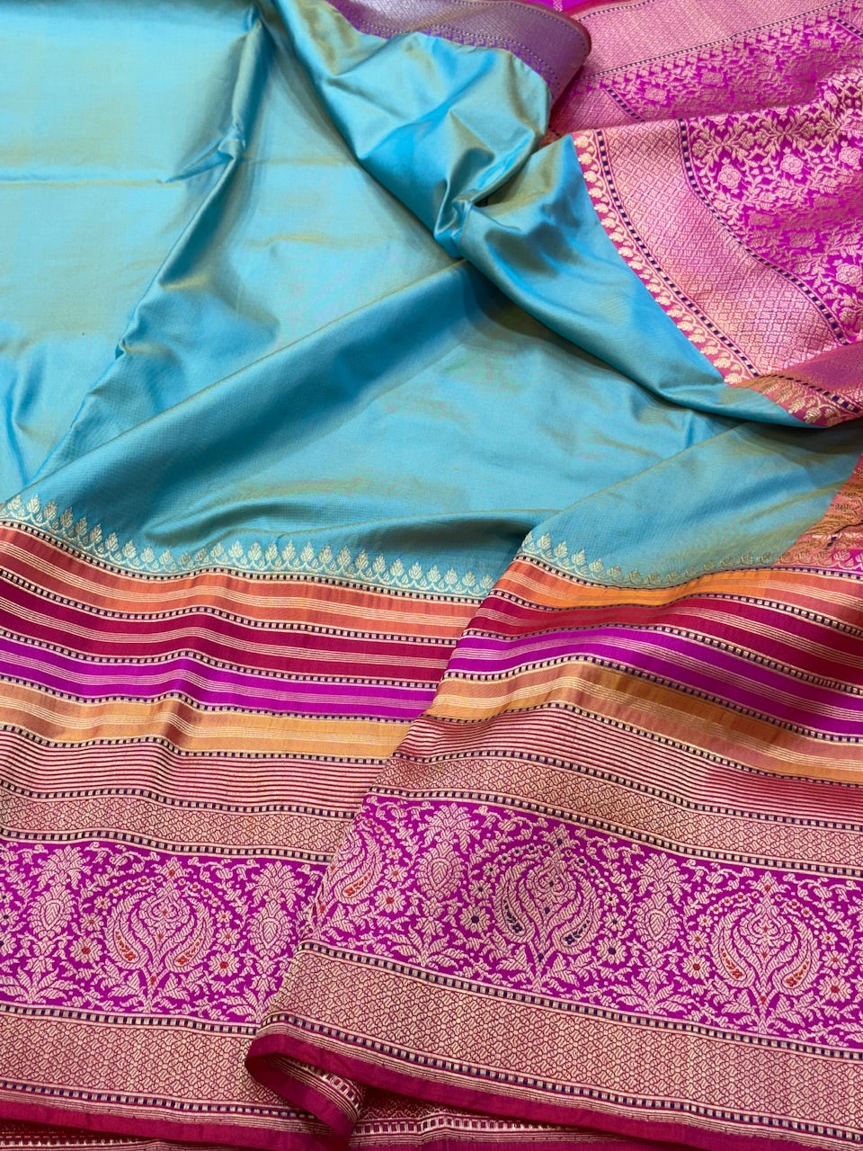 Handwoven Ektara Banarasi Pure Silk Saree