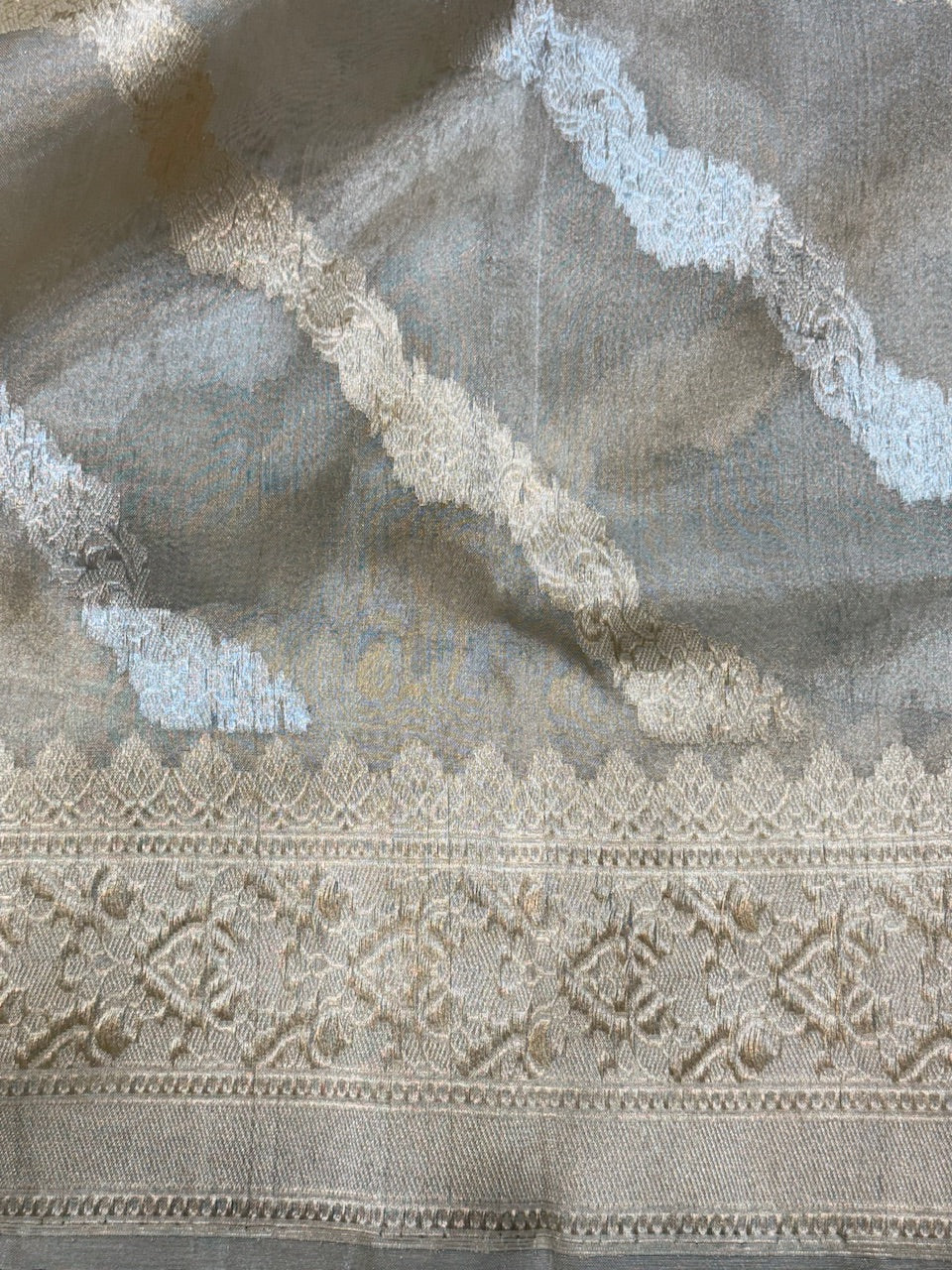 Champagne Gold Handwoven Banarasi Tissue Silk Saree