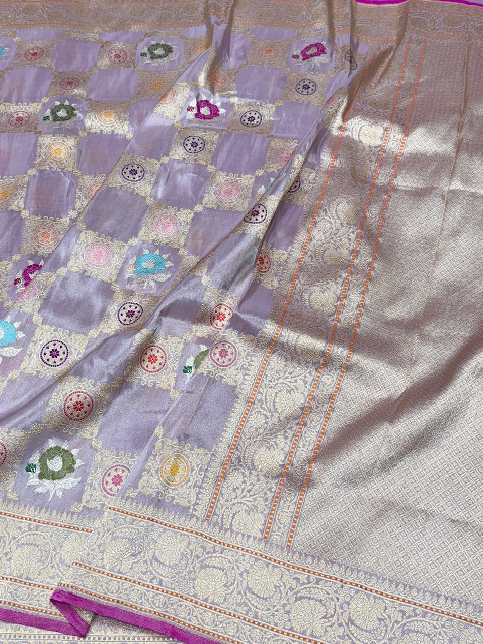 Lavender Handwoven Pure Banarasi Tissue Saree