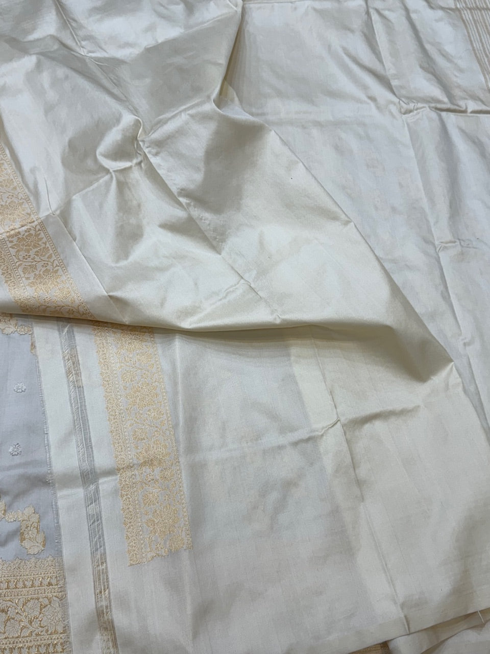 Handwoven Pure Banarasi Silk Saree