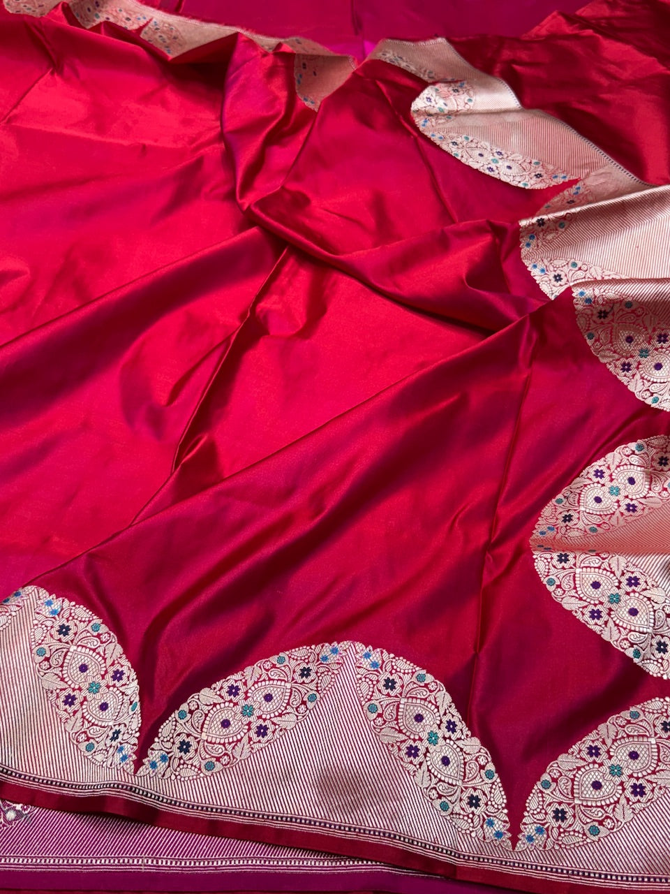 Reddish Pink Handwoven Pure Banarasi Mashru Satin Silk Saree