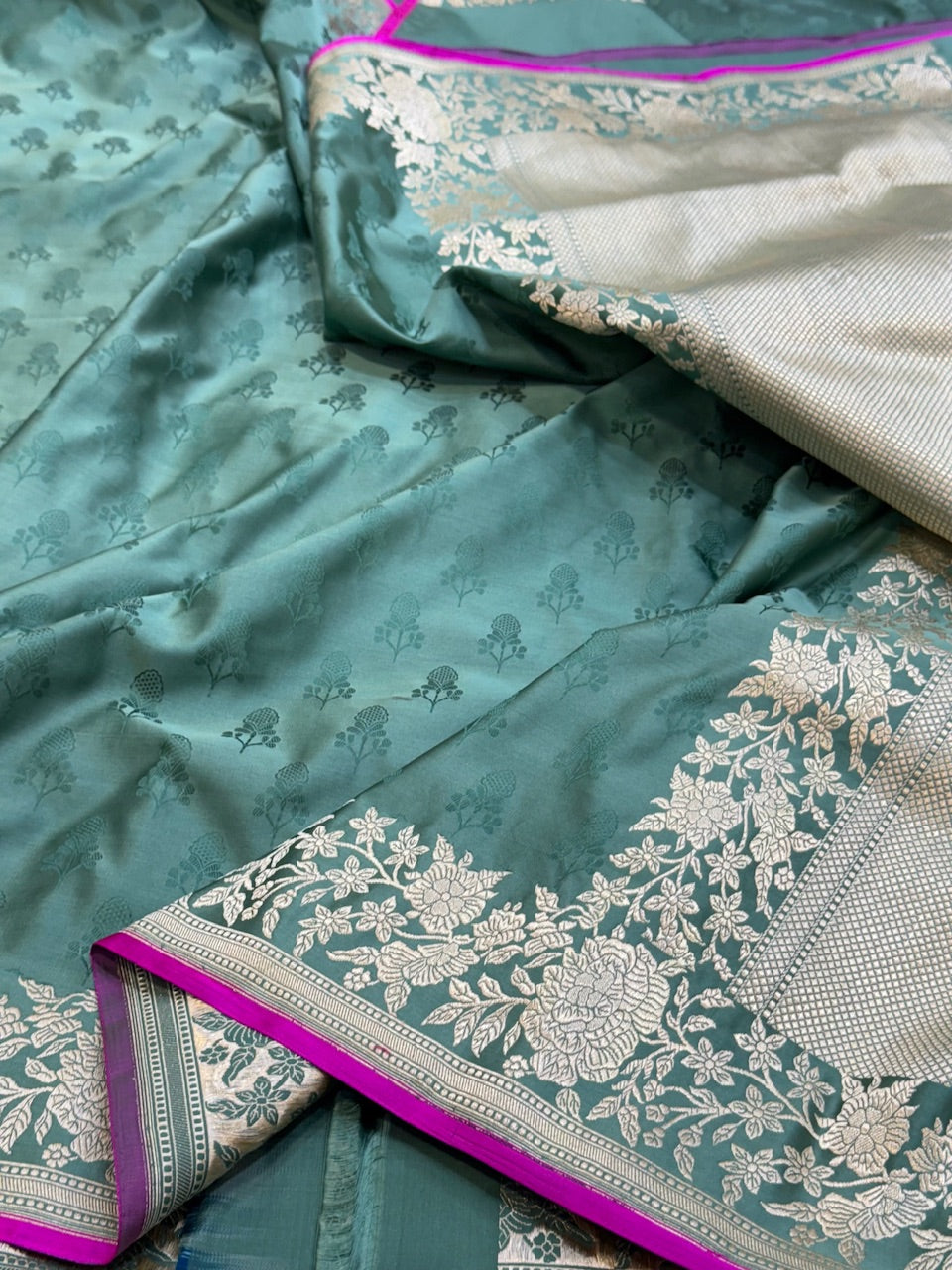 Rose Border Handwoven Pure Banarasi Satin Tanchoi Silk Saree