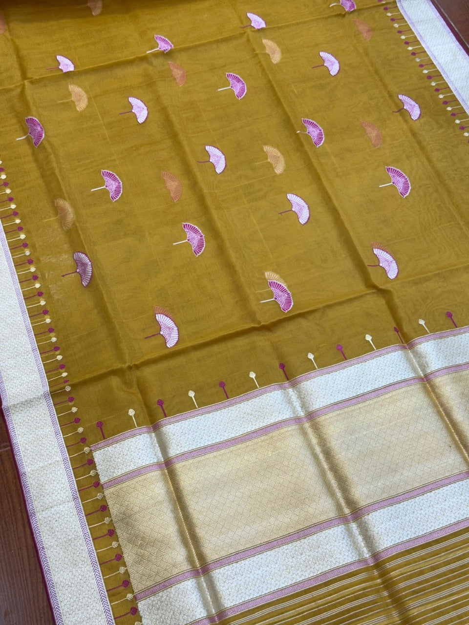 Handwoven Pure Organza Saree