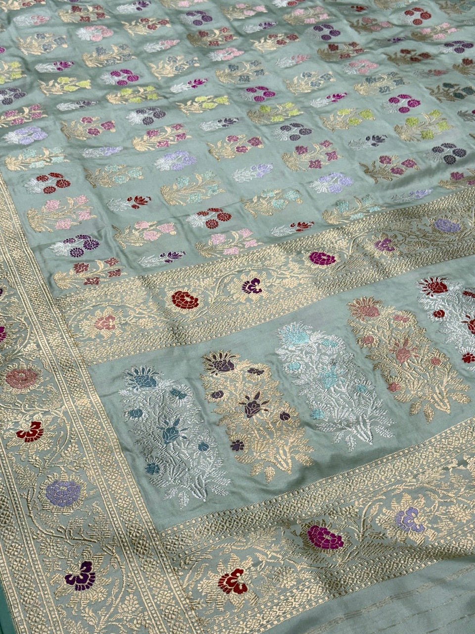 Handwoven Pure Banarasi Silk Saree