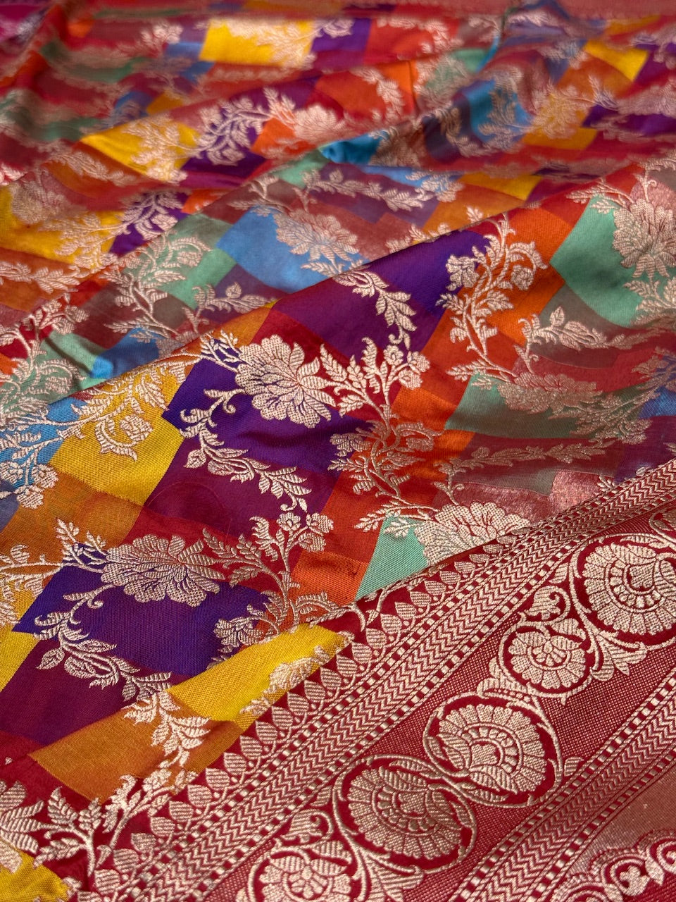 Red Rangkaat Pure Banarasi Saree