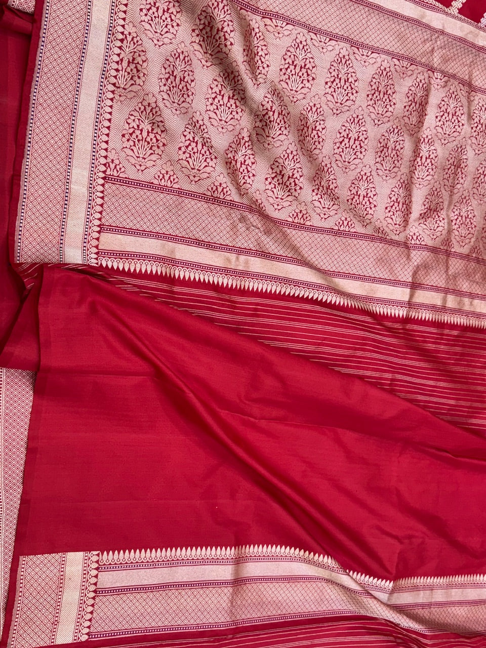 Red Handwoven Banarasi Silk Saree