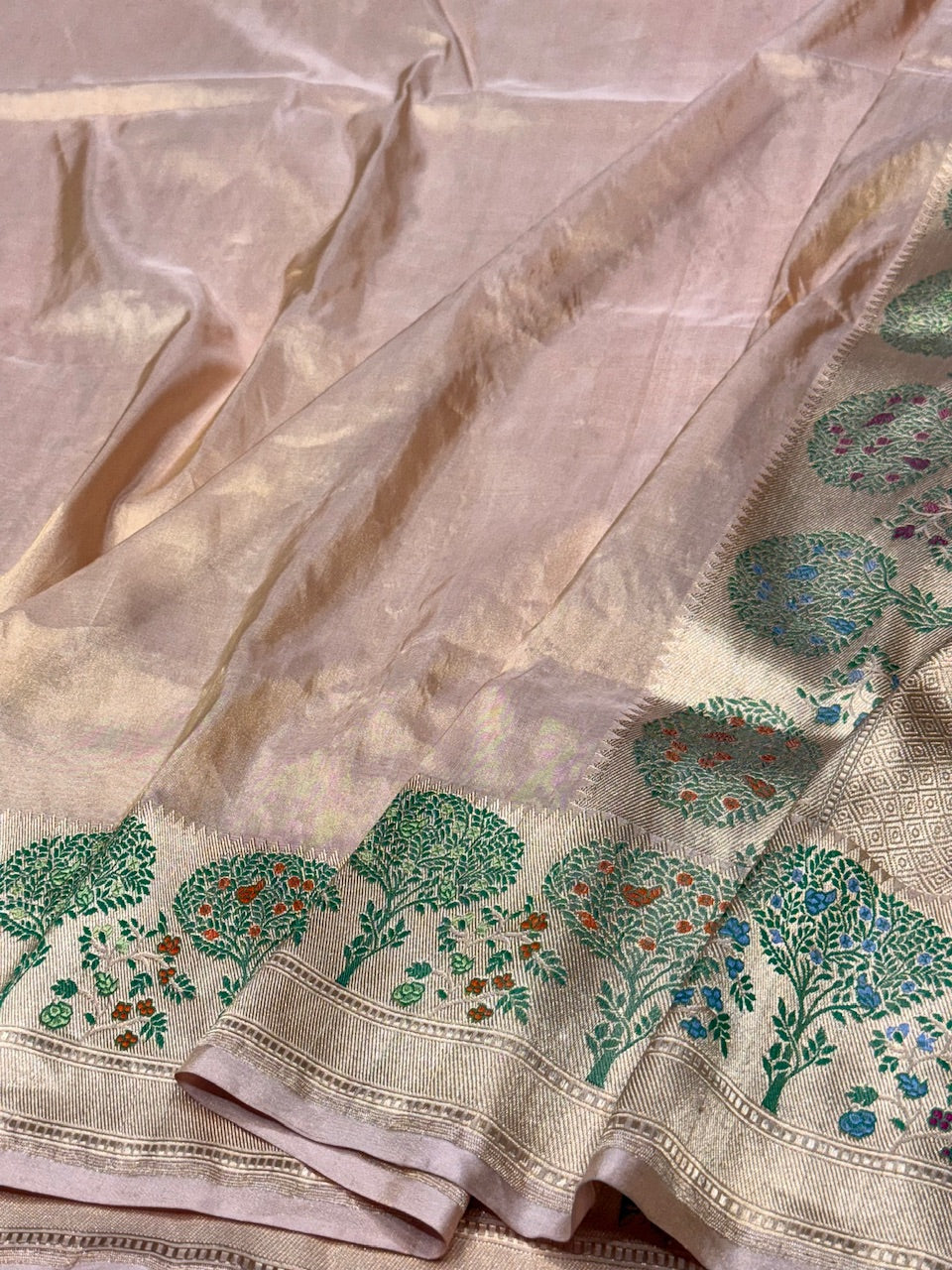 Rose Gold Handwoven Banarasi Pure Tissue Saree