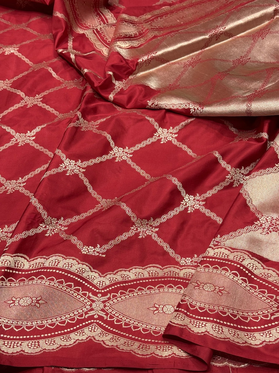 Red Handwoven Banarasi Silk Saree