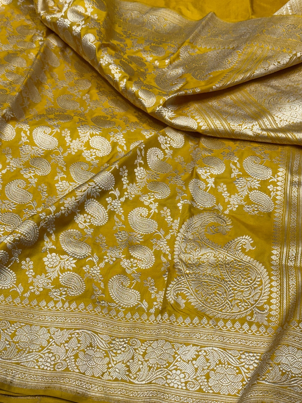 Handwoven Pure Banarasi Silk Saree