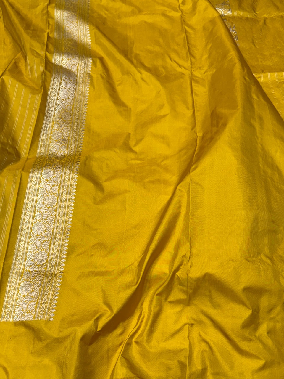 Handwoven Pure Banarasi Silk Saree