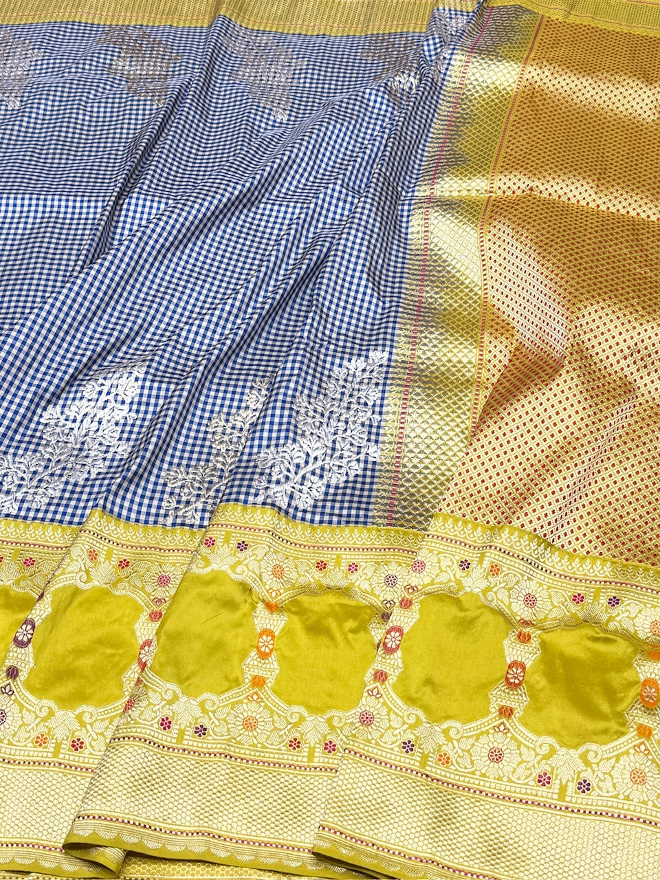 Mehndi Yellow Handwoven Banarasi Ektara Pure Silk Saree