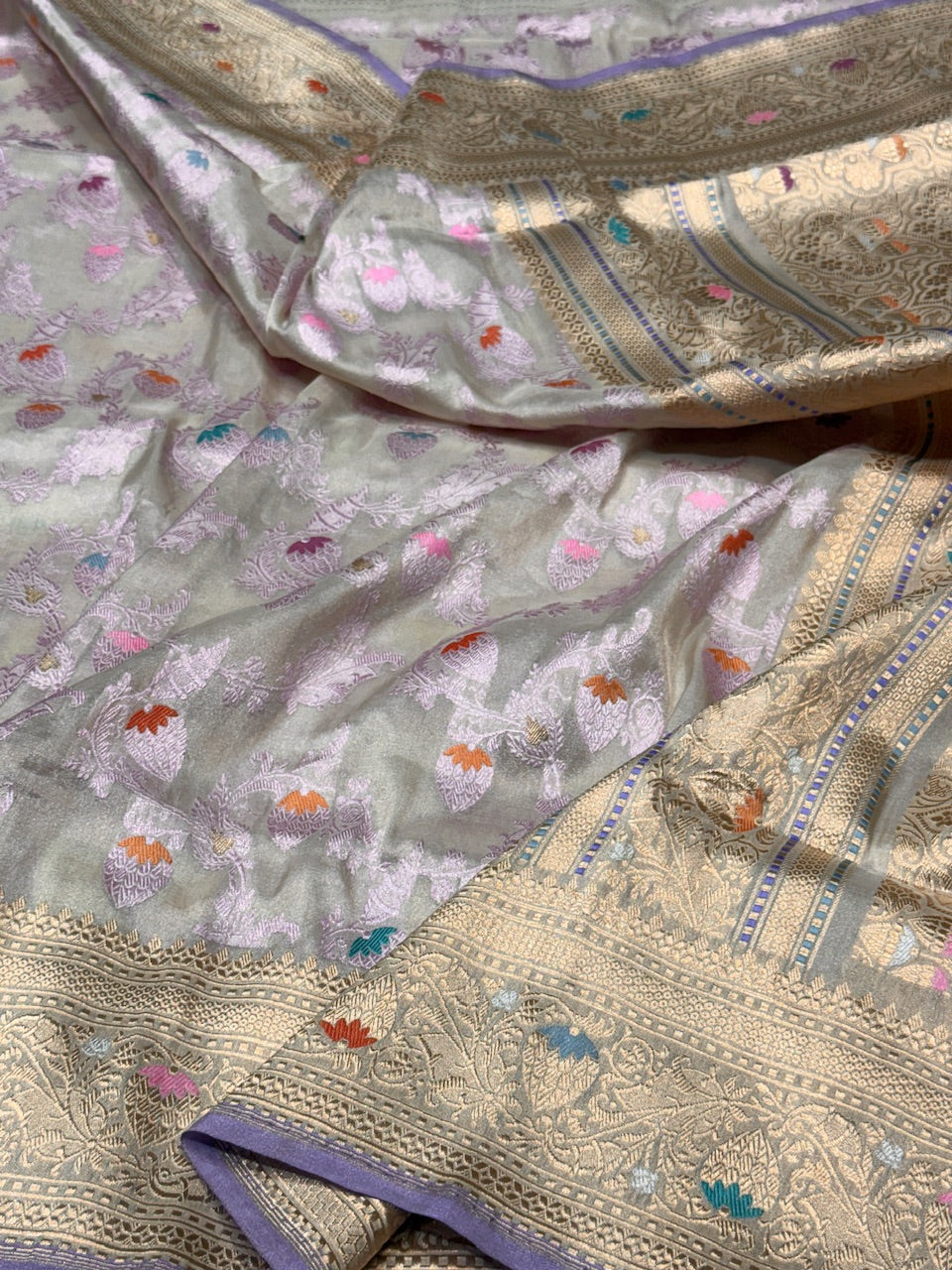 Ivory Handwoven Banarasi Pure Katan Tissue Saree