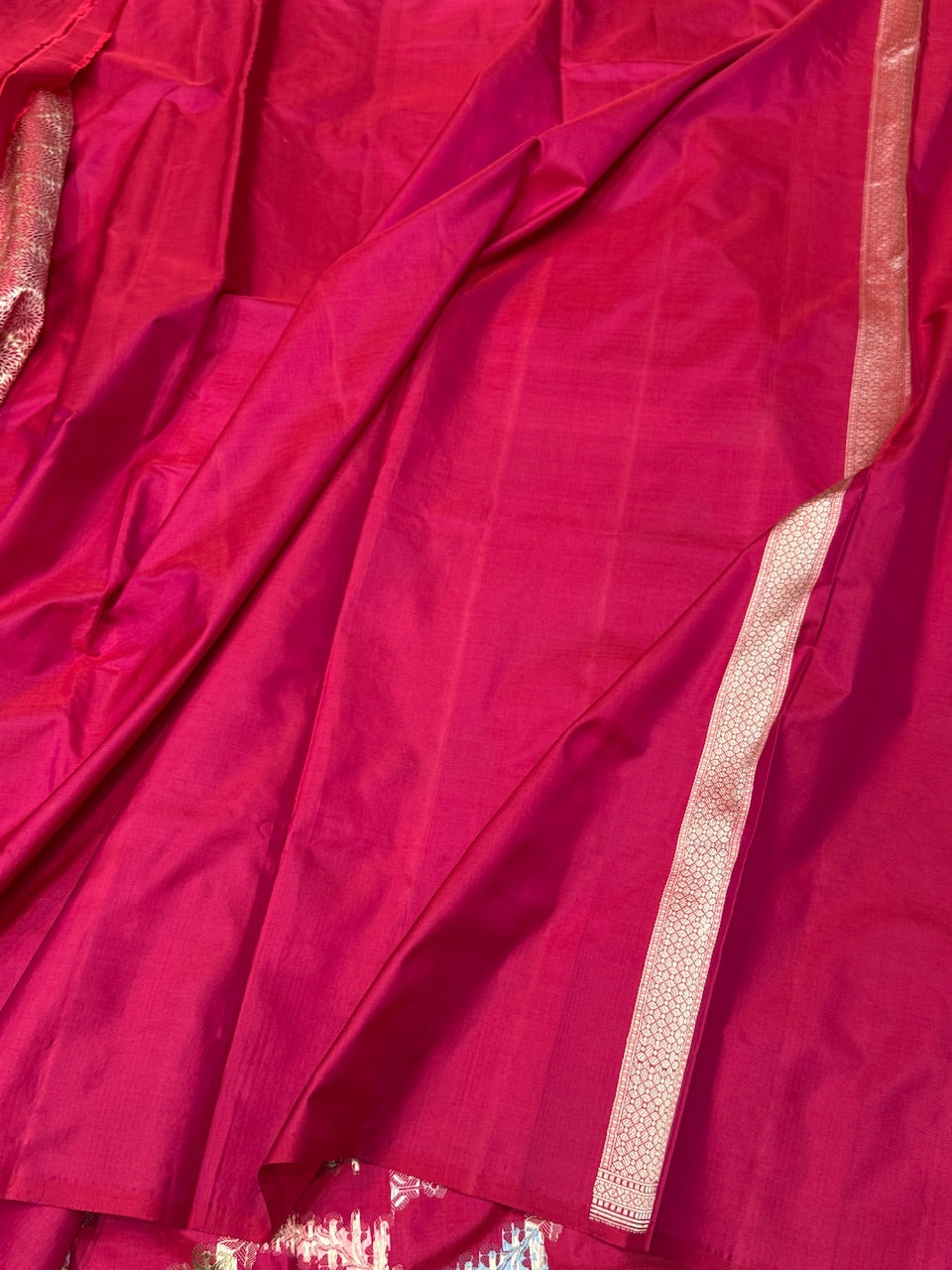 Reddish Pink Handwoven Banarasi Pure Silk Saree