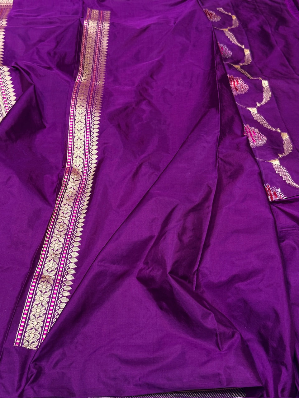 Magenta Pink Handwoven Banarasi Silk Saree