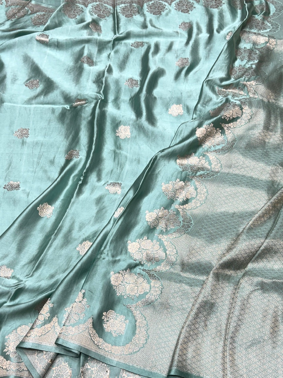 Sage Green Handwoven Pure Banarasi Mashru Silk Saree