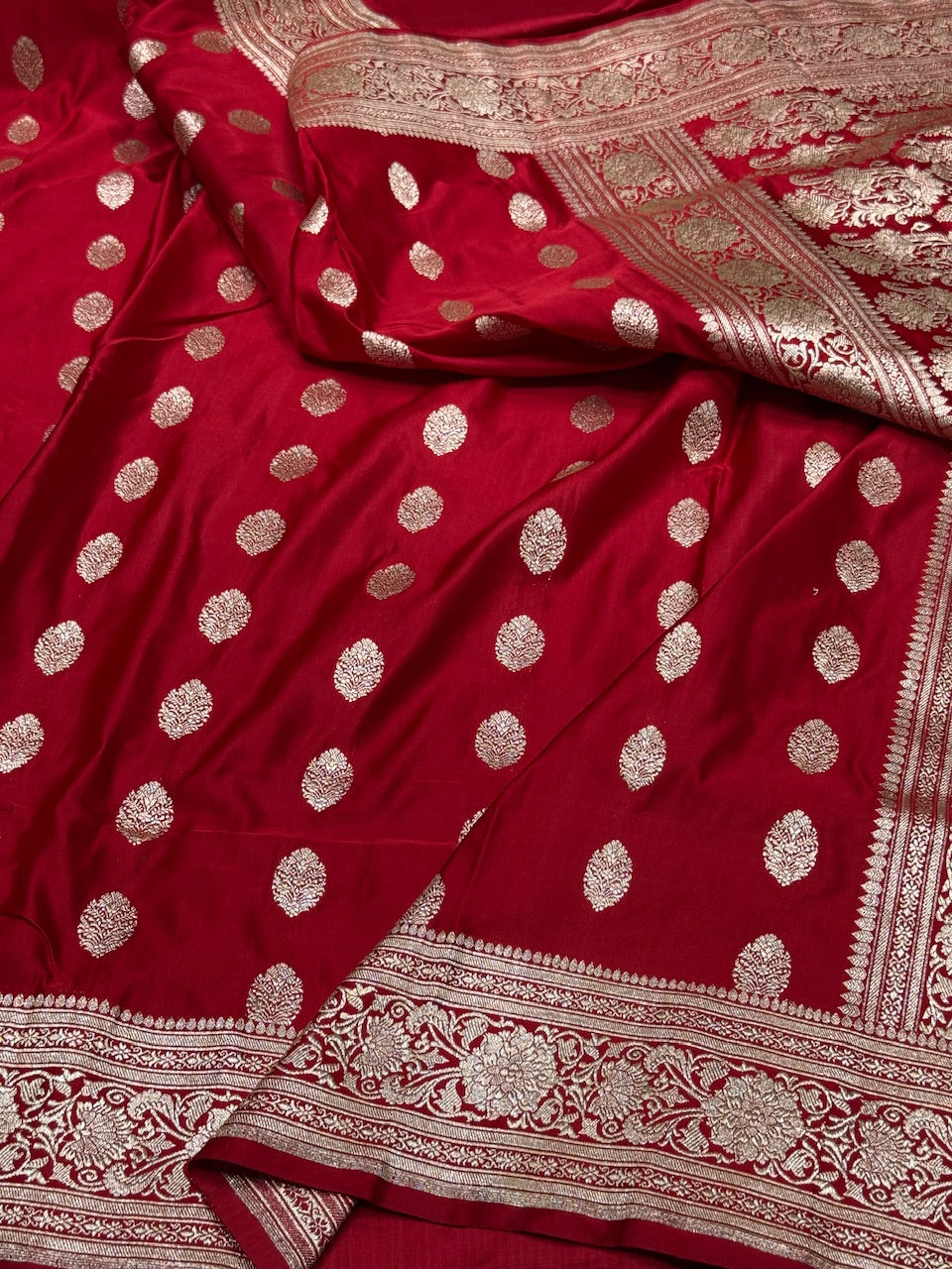 Red Handwoven Vintage Pure Banarasi Satin Silk Saree