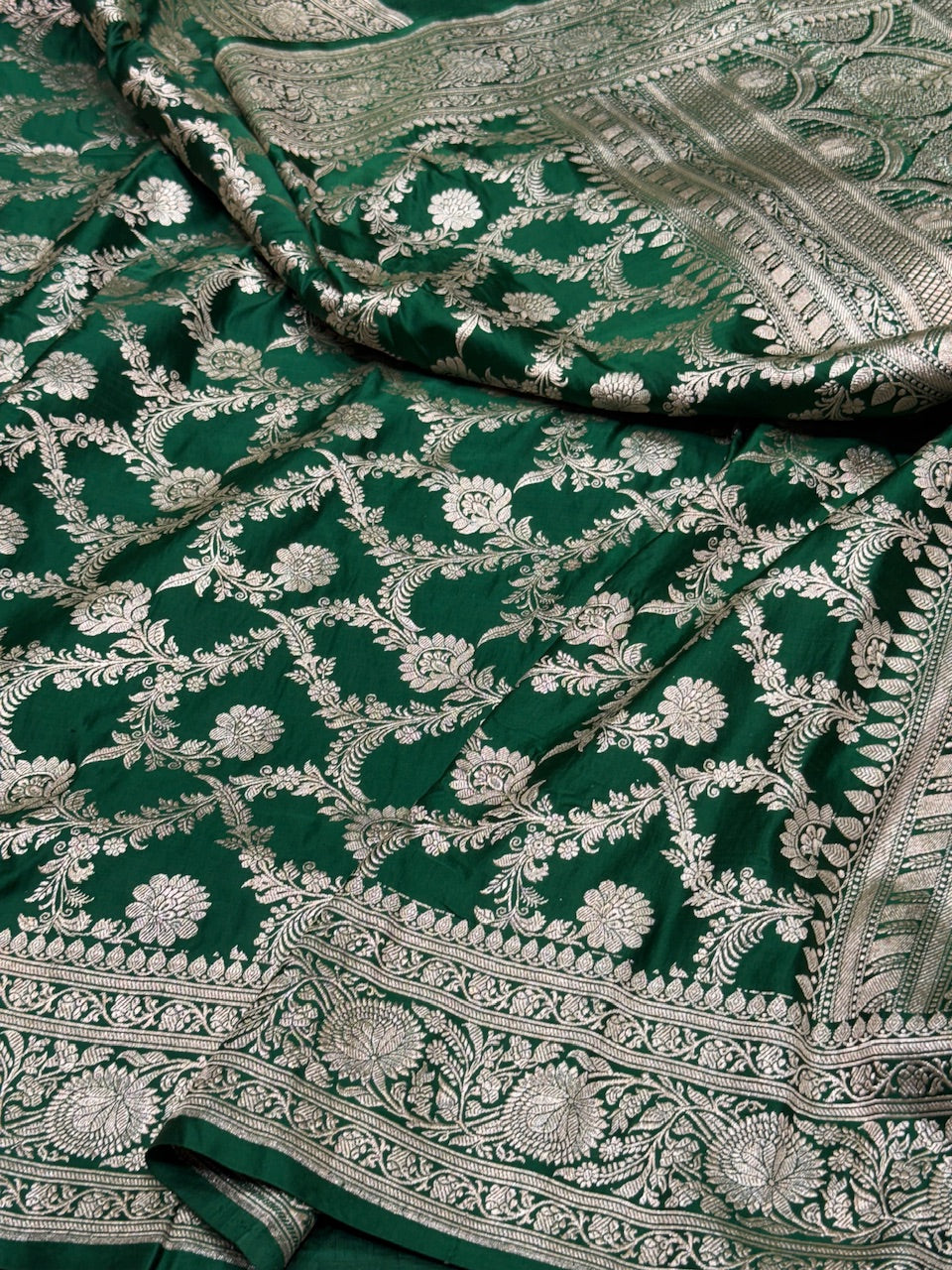 Bottle Green Handwoven Vintage Pure Banarasi Satin Silk Saree