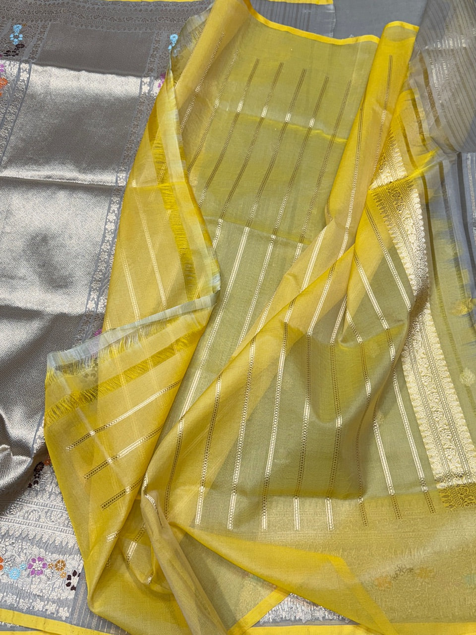 Grey Handwoven Pure Banarasi Organza Saree