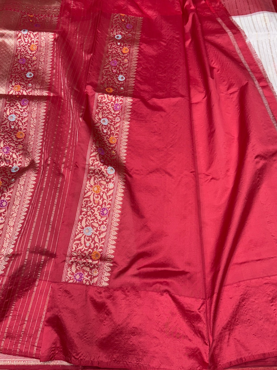 Ivory Handwoven Pure Banarasi Organza Saree
