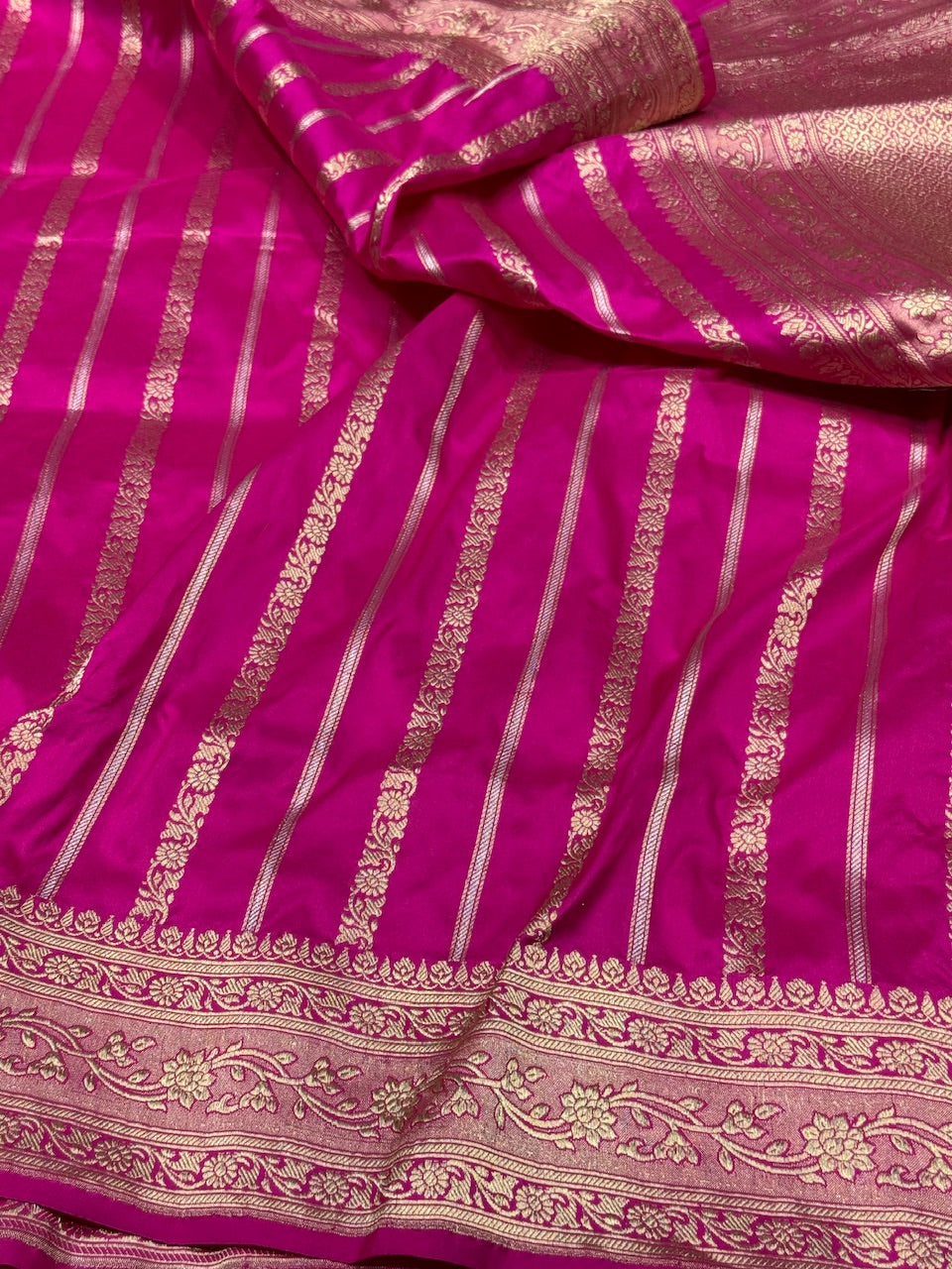 Handwoven Vintage Pure Banarasi Silk Saree