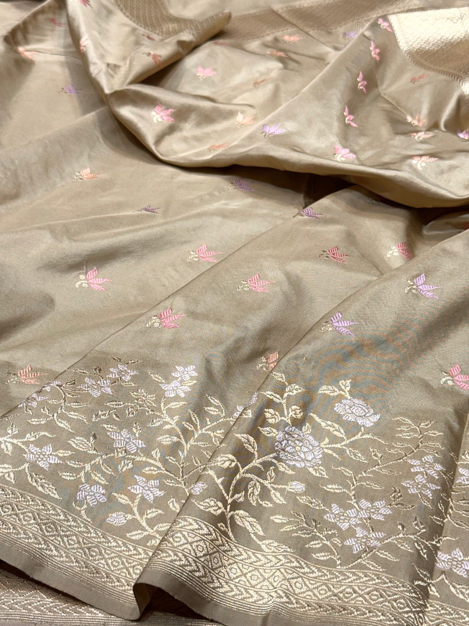 Handwoven Pure Banarasi Silk Saree