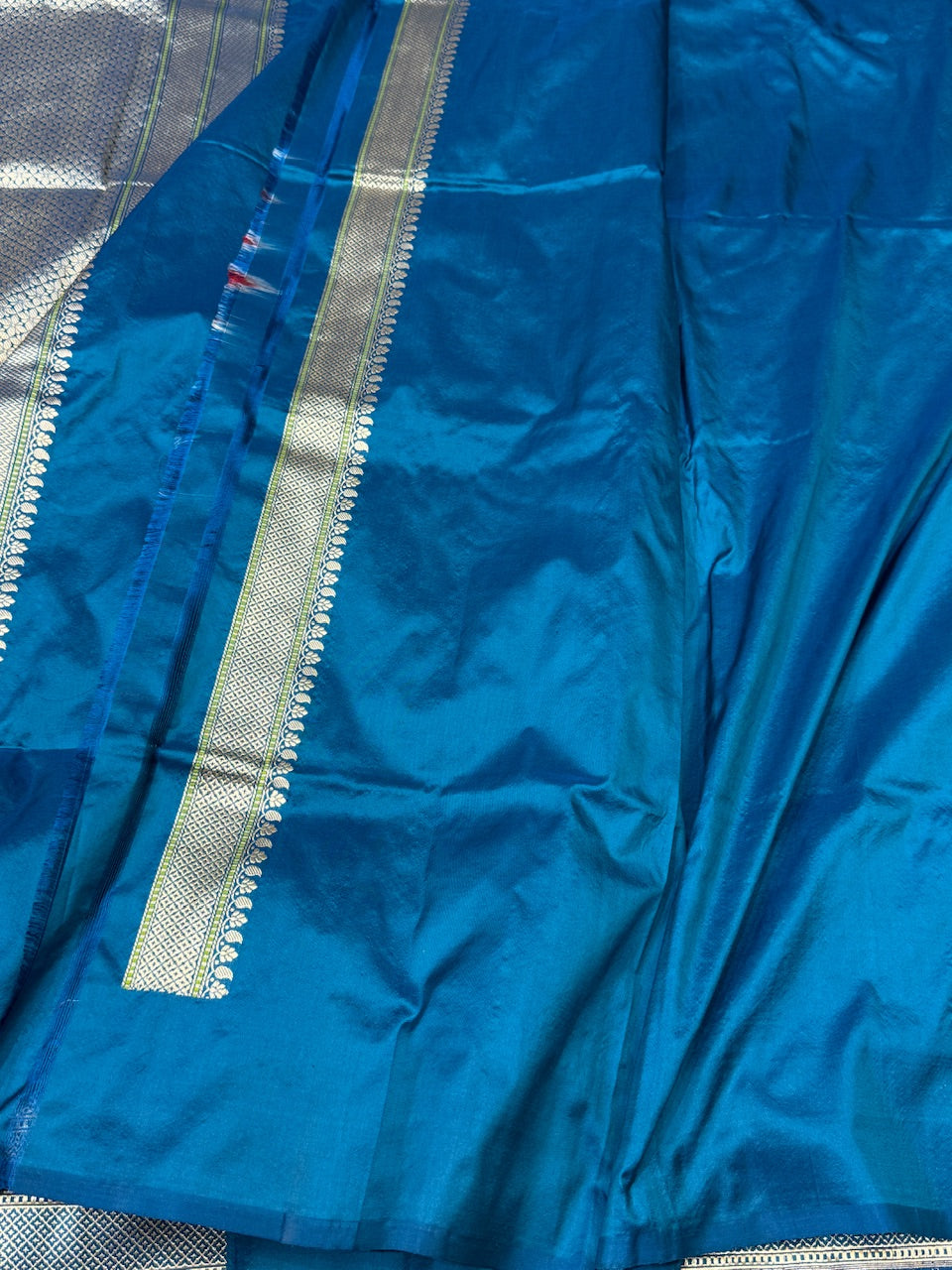 Peacock Blue Handwoven Pure Banarasi Silk Saree