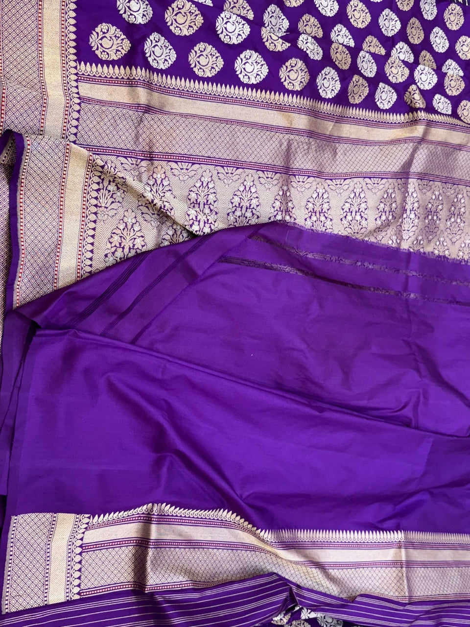 Purple Handwoven Pure Banarasi Silk Saree