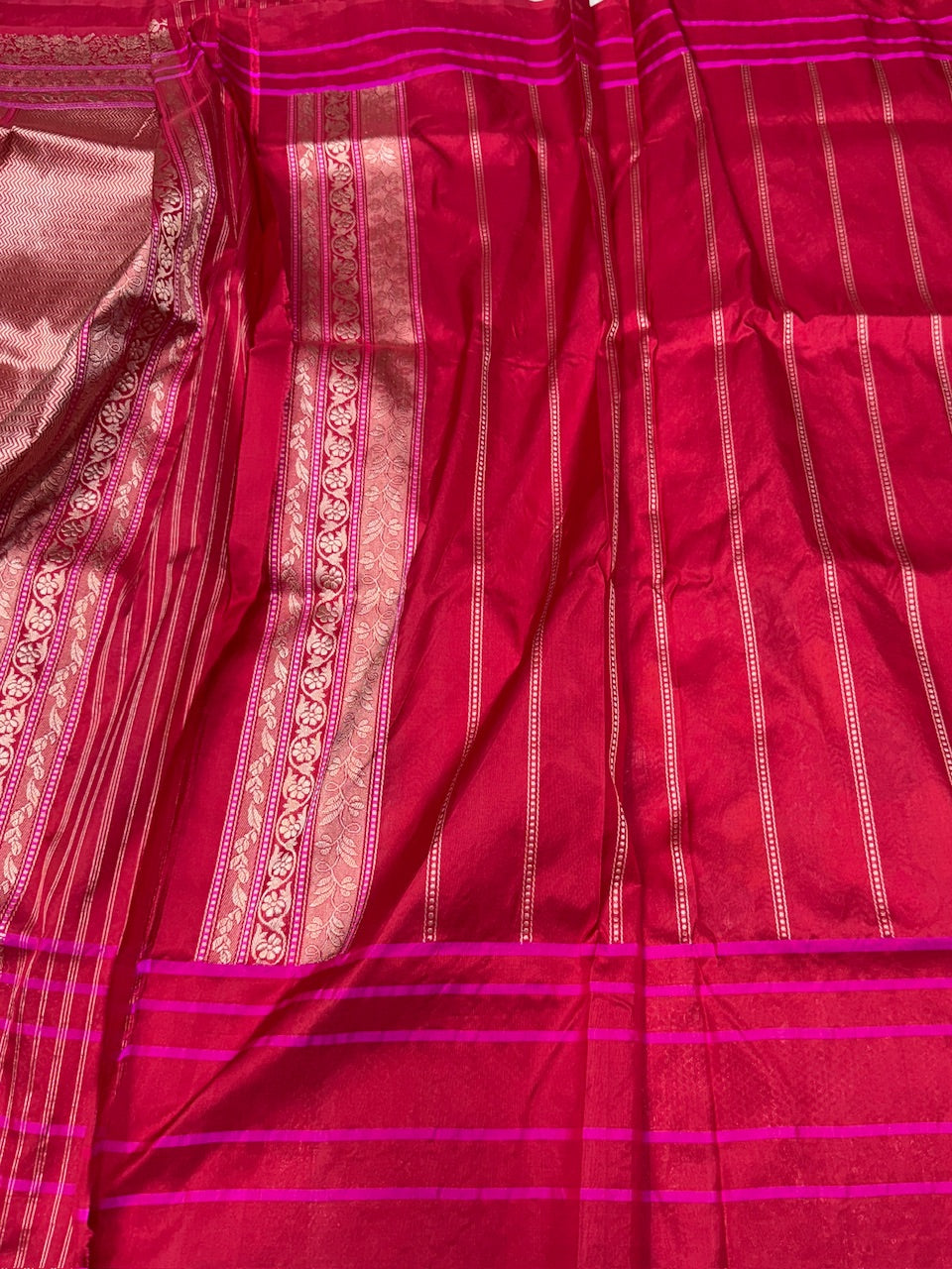 Red Handwoven Pure Banarasi Silk Saree