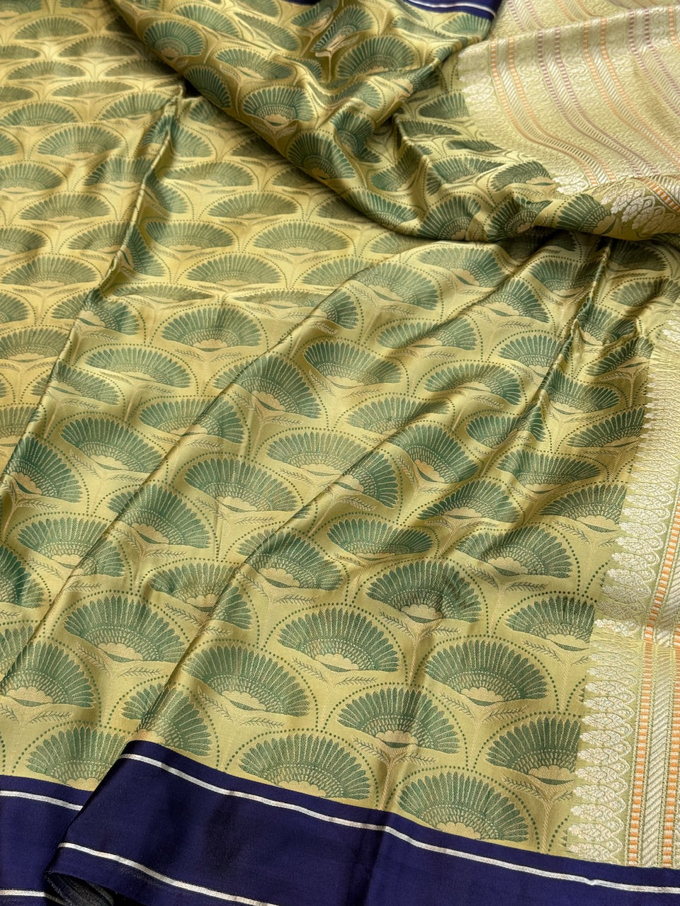 Handwoven Pure Banarasi Satin Tanchoi Silk Saree